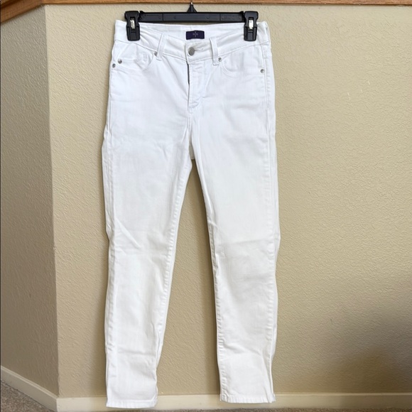 NYDJ White Straight Leg Jeans Crisp and Clean - Picture 2 of 6